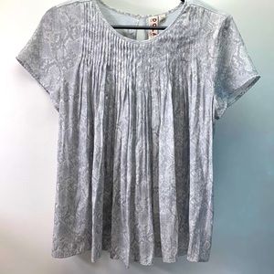 Anthropologie Dolan gray pleated blouse S
